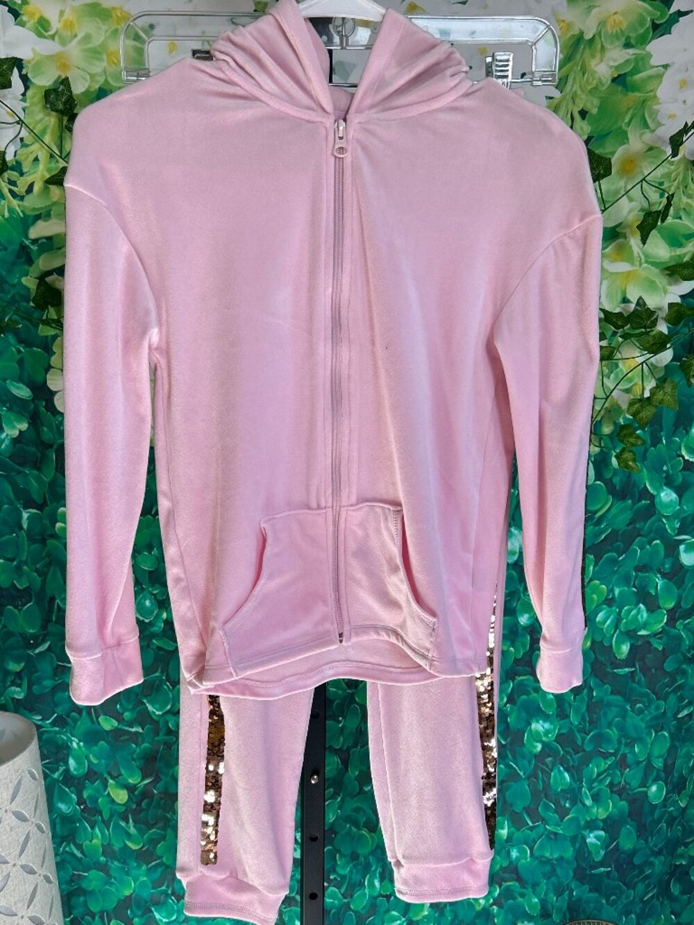NWOT - More Than Magic Girls' Velour Sequin Tracksuit Hoodie & Pants Set Sz 7/8